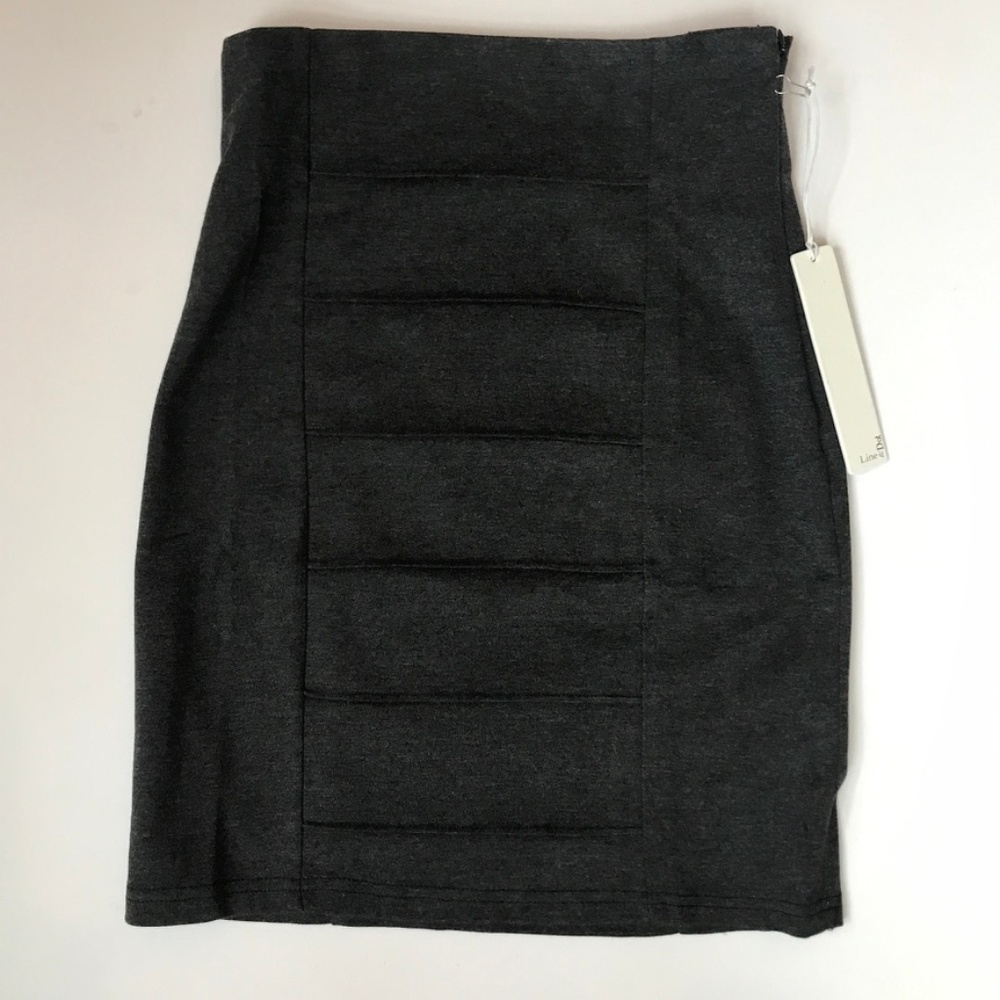 LINE & DOT PENCIL SKIRT Charcoal Gray Size Small